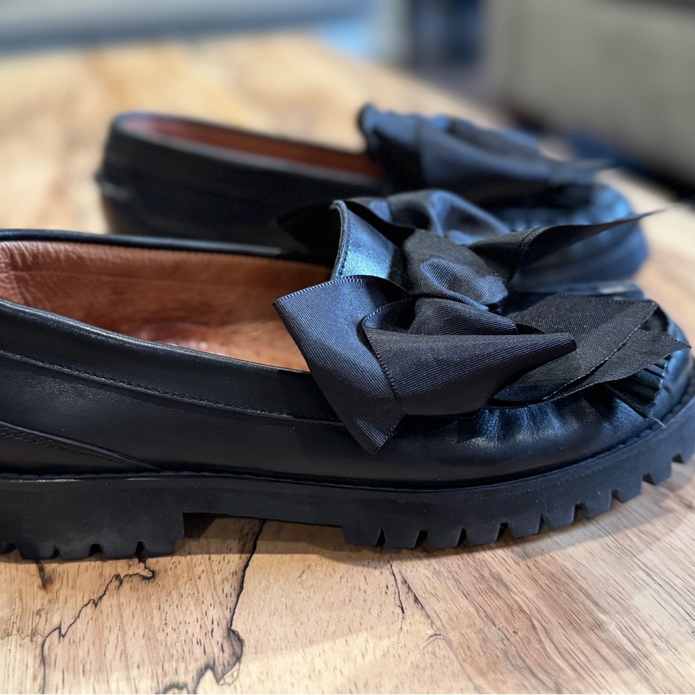 Alameda Turquesa Black Leather Loafers With Bow From Portugal Size 39 - Picture 3 of 5